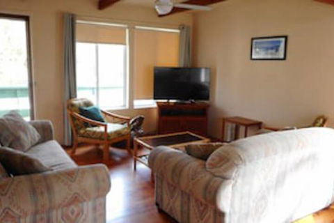Villa Davoll At Hat Head - Accommodation Brisbane 0