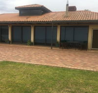 Rural living with great views - Accommodation Brisbane