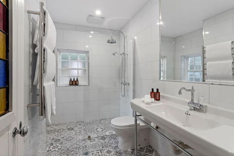 Lythgo's Row Colonial Cottages - Accommodation Brisbane 6