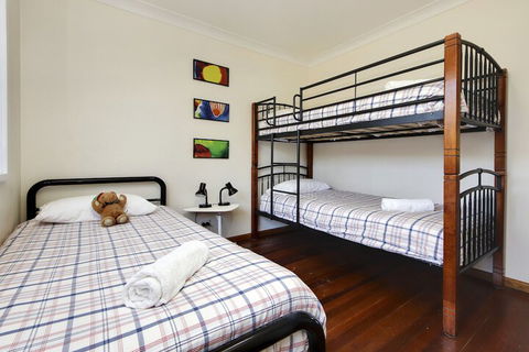 Ammaboolah At Hat Head - Accommodation Brisbane 3