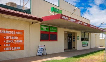 Shamrock Hotel Motel Balranald - Accommodation Brisbane 2