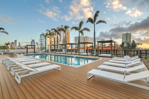 Qube Broadbeach - Accommodation Brisbane 0