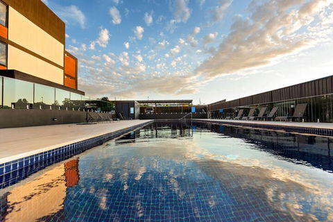 4 Bedroom Luxury City Penthouse Apartment - Accommodation Brisbane 2