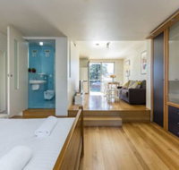 Cottesloe Tree Top Studio - Accommodation Brisbane