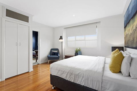 A PERFECT STAY - Manallack Apartments - Accommodation Brisbane 3