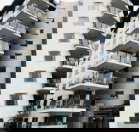 Staying Places - The Avenue - Accommodation Brisbane