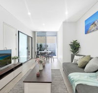 Peaceful  Yet Sophisticated Terrace Living - Accommodation Brisbane