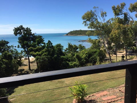 Hydeaway Retreat Beach House Hydeaway Bay - Accommodation Brisbane 4