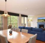 Villa 3br De Saran Resort Condo located within Cypress Lakes Resort nothing is more central - Accommodation Brisbane