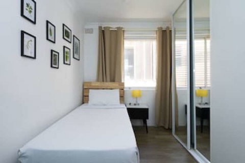 Manly Beachfront Apartment - Accommodation Brisbane 0