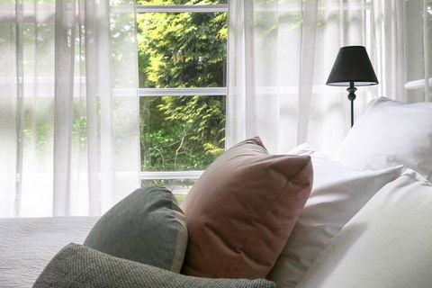 Morton Brae Luxury Cottage Sassafras - Accommodation Brisbane 2