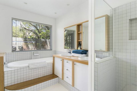 Amaranthine Abodes - Accommodation Brisbane 1