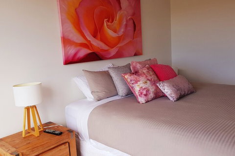 Amaranthine Abodes - Accommodation Brisbane 2