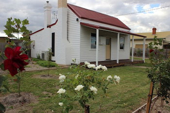 The Cottage - Accommodation Brisbane 5