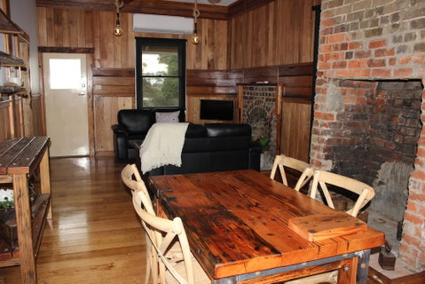 The Cottage - Accommodation Brisbane 0