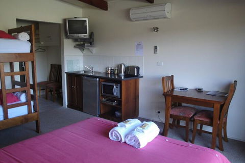 Delatite Apartments Merrijig - Accommodation Brisbane 4