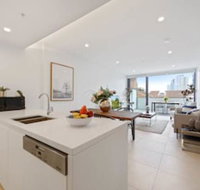 Brand New Ultra Luxe Apt Next To Central CBD - Accommodation Brisbane