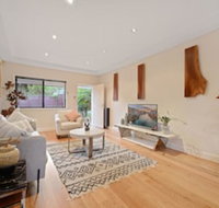 Tranquil  Spacious Home Near Shopping Mall - Accommodation Brisbane