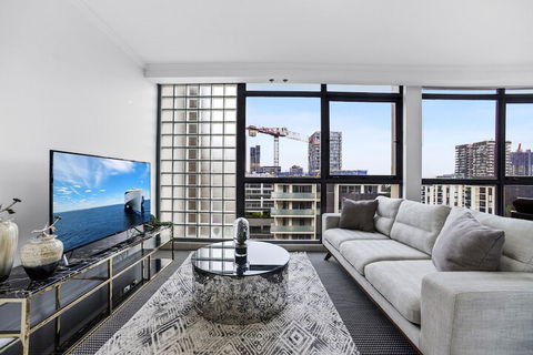 Stylish & Spacious Apt With Double Living Room - Accommodation Brisbane 7
