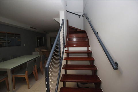 Deep Blue 13 - Accommodation Brisbane 2