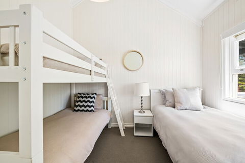 Hollow Tree Farm - Peace And Quiet On 30 Acres Right In Toowoomba - Accommodation Brisbane 7
