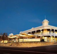 Tradewinds Hotel - Accommodation Brisbane