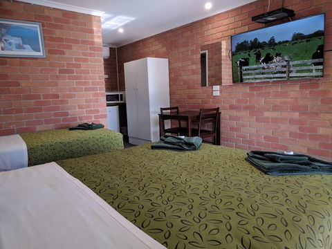 Travellers Inn Kaniva - Accommodation Brisbane 3