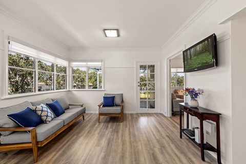 Viola House - Accommodation Brisbane 4