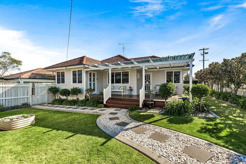 Viola House - Accommodation Brisbane 1