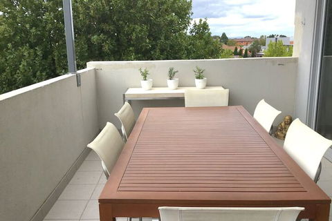Essendon Sub Penthouse On Napier - Accommodation Brisbane 1