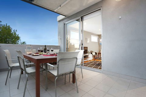 Essendon Sub Penthouse On Napier - Accommodation Brisbane 4
