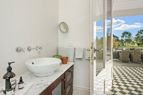 Orchards At Spring Vale Farm - Accommodation Brisbane 4