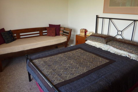 31 Elizabeth Crescent - Accommodation Brisbane 3