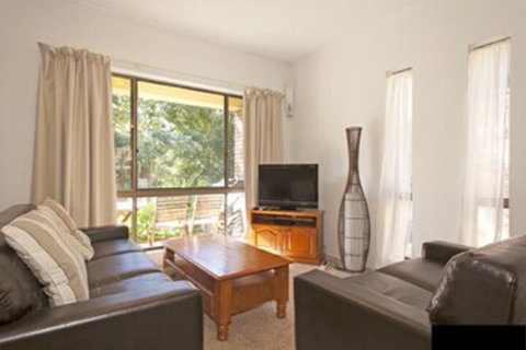 Banksia Sawtell NSW - Accommodation Brisbane 0