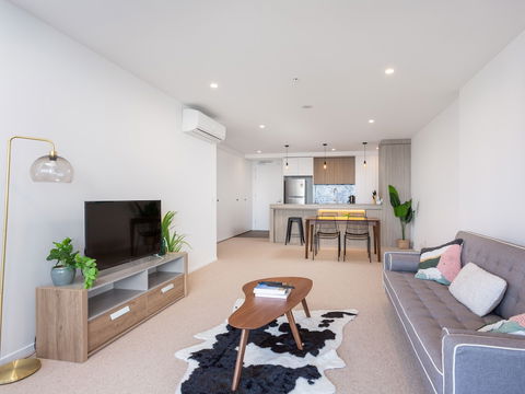 Premium Ocean View Apartment By Serain Residences - Accommodation Brisbane 3