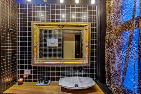 BANK192 - Accommodation Brisbane 6