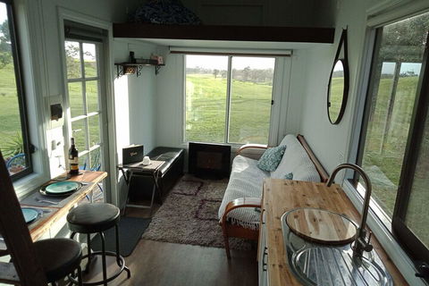 Dyl & Lils Tiny House On Wheels - Accommodation Brisbane 3
