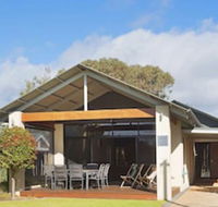 Footsteps From The Bay - Accommodation Brisbane