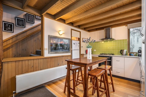 Tambo - Accommodation Brisbane 4