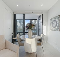 HomeHotel Boutique  Luxurious Apartment Super Clean - Accommodation Brisbane
