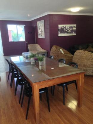 Foreign Exchange Accommodation Beachside - Accommodation Brisbane 2