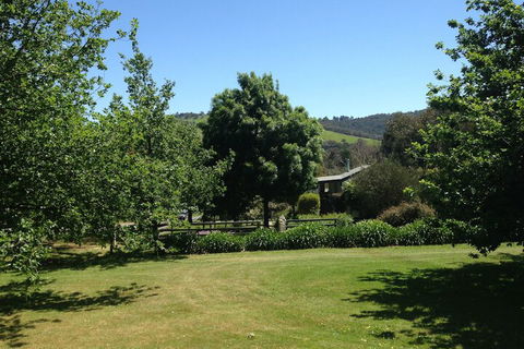 Yarraglen BnB - Accommodation Brisbane 2