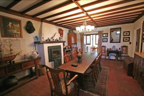 The Table Guesthouse - Accommodation Brisbane 3