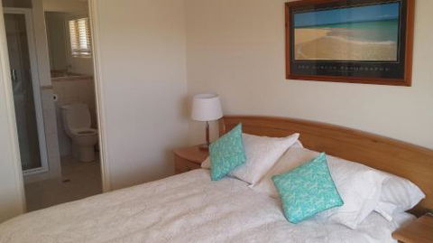 Alexander Drive B & B - Accommodation Brisbane 3