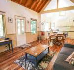 Alpine Arnica Cottage 1 - Accommodation Brisbane