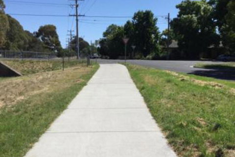 Back Creek In Flora Hill - Accommodation Brisbane 4