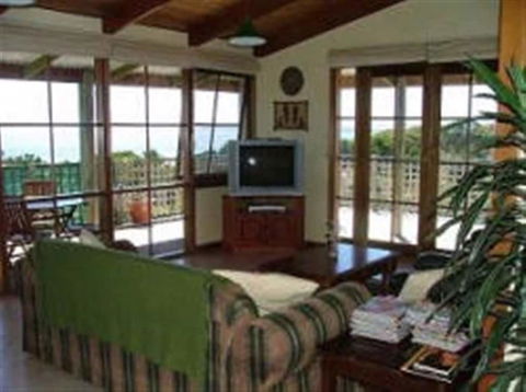 Lantauanan - Accommodation Brisbane 4
