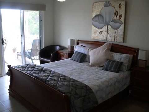 Lantauanan - Accommodation Brisbane 5