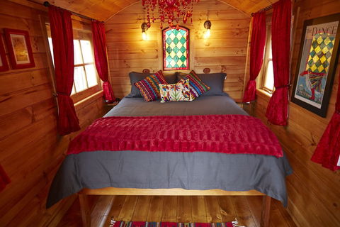 Heimat Chalets - Accommodation Brisbane 5