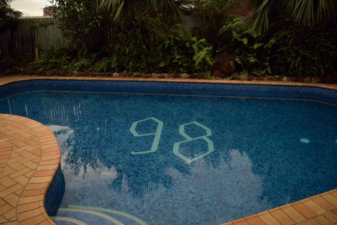Motel 98 - Accommodation Brisbane 3